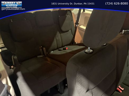 Used 2017 Dodge Grand Caravan SE FWD image 25