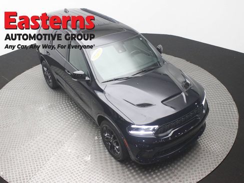 Used 2024 Dodge Durango R/T AWD/4WD image 3
