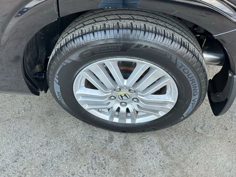 Used 2012 Honda Crosstour EX image 30