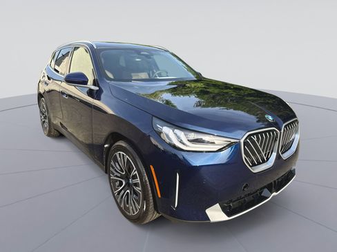New 2026 BMW X3 xDrive30 w/ Premium Package AWD/4WD image 3