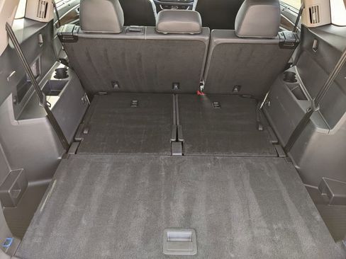 Certified 2026 Volkswagen Atlas SE image 25