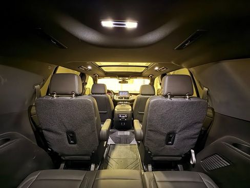 Used 2021 Chevrolet Tahoe Z71 w/ Max Trailering Package AWD/4WD image 37