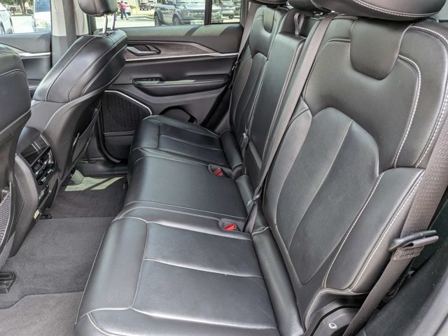 Used 2022 Jeep Grand Cherokee Limited w/ Trailer Tow Prep Group (B) RWD image 14