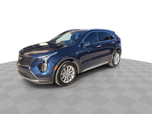 Used 2020 Cadillac XT4 Premium Luxury image 6