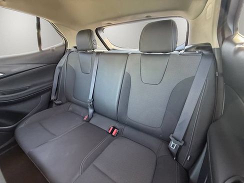 Used 2025 Buick Encore GX Preferred AWD/4WD image 14