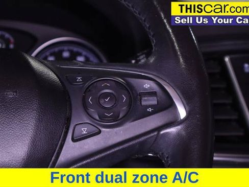 Used 2018 Buick Enclave Essence FWD image 16