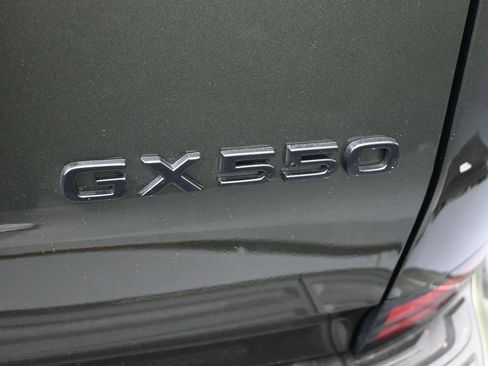Used 2024 Lexus GX 550 w/ Cold Area Package image 10