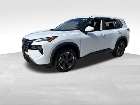 Certified 2024 Nissan Rogue SV AWD/4WD image 3