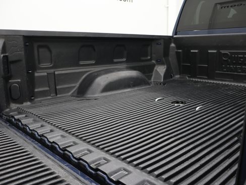 Used 2023 GMC Sierra 2500 SLE AWD/4WD image 28