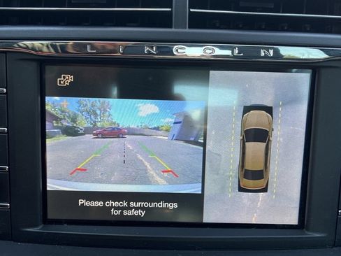 Used 2019 Lincoln Continental Reserve w/ Rear-seat Package AWD/4WD image 9