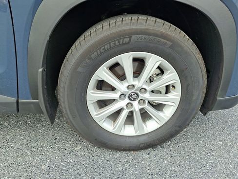 Used 2026 Toyota Grand Highlander AWD image 9