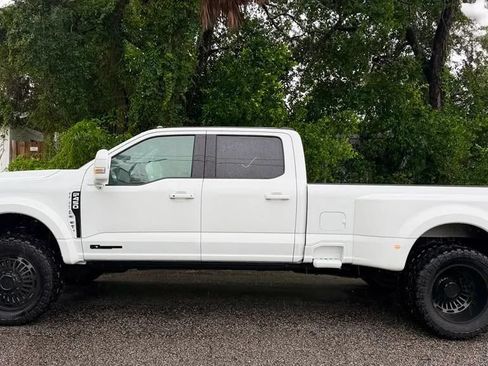 Used 2026 Ford F450 Lariat w/ FX4 Off-Road Package AWD/4WD image 14