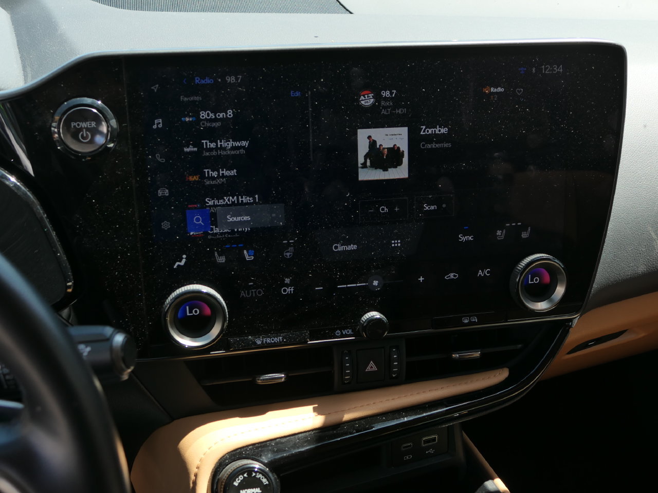 Used 2025 Lexus NX 350h AWD w/ Cold Area Package image 17
