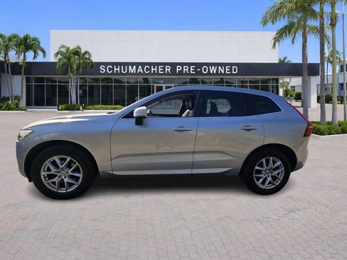 Used 2019 Volvo XC60 T5 Momentum w/ Protection Package Premier image 4