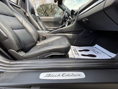 Used 2016 Porsche Boxster Black Edition image 18
