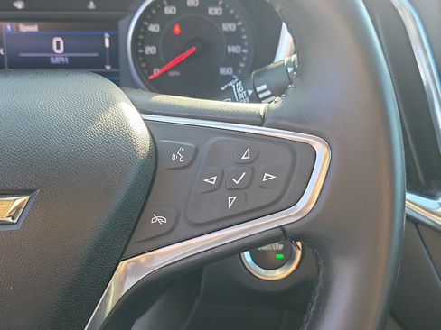 Used 2020 Chevrolet Equinox LT AWD/4WD image 26