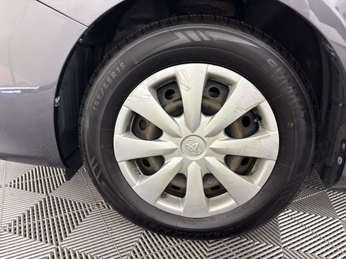Used 2012 Toyota Corolla L FWD image 26