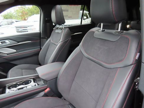 New 2026 Ford Explorer ST w/ Sun And Sound Package image 14