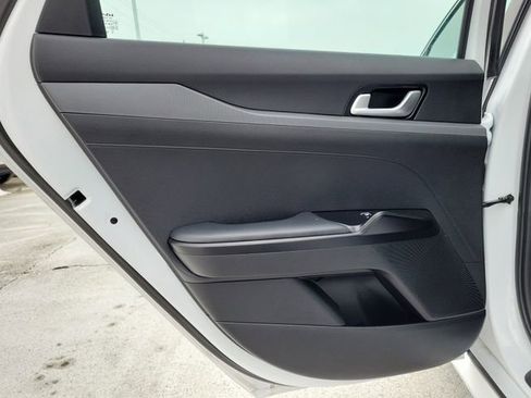 Used 2024 Kia K5 GT-Line image 11