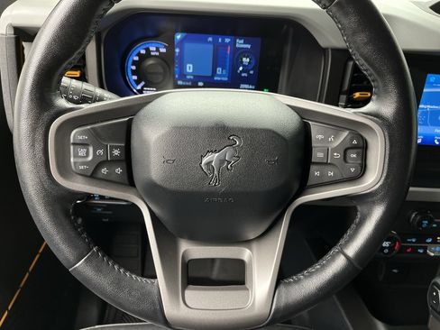 Used 2023 Ford Bronco Badlands AWD/4WD image 13