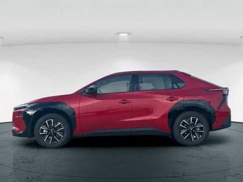 New 2026 Subaru Solterra Premium image 3