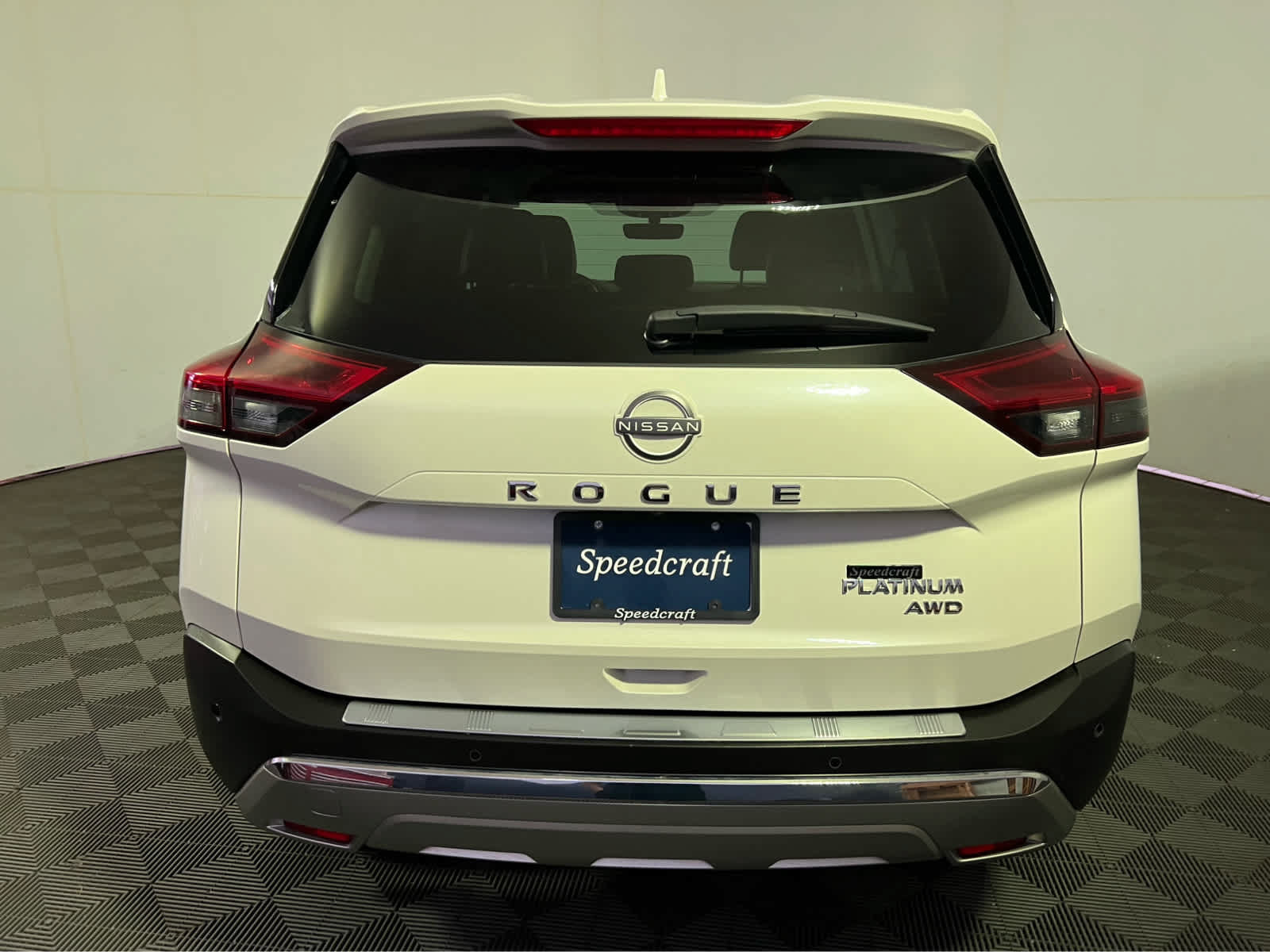 Used 2023 Nissan Rogue Platinum w/ Platinum Premium Package AWD/4WD image 6