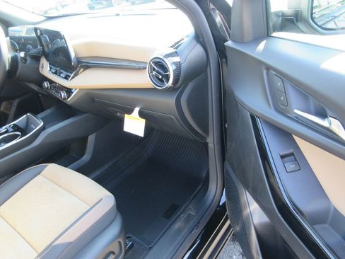 New 2026 Chevrolet Equinox ACTIV w/ Convenience Package III image 18