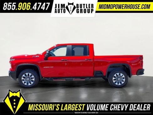 Used 2025 Chevrolet Silverado 2500 Custom w/ Custom Convenience Package AWD/4WD image 17