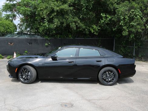 New 2026 Dodge Charger R/T image 2