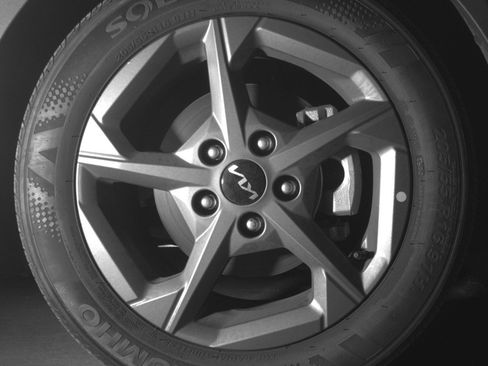 Used 2025 Kia K4 LXS image 13