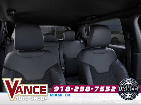 New 2025 Jeep Compass Latitude w/ Altitude Special Edition image 26