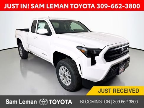 New 2026 Toyota Tacoma SR5 RWD image 1
