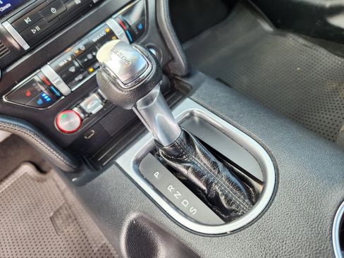 Used 2022 Ford Mustang GT Premium image 26