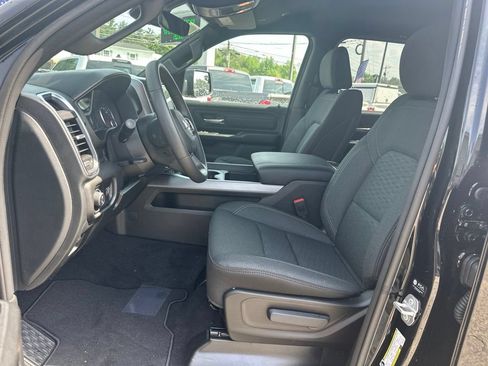 New 2026 RAM 1500 Express AWD/4WD image 10