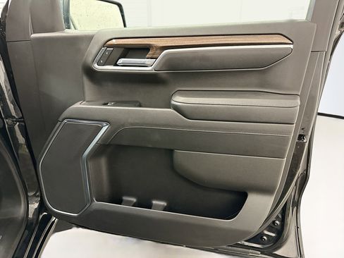 Used 2023 Chevrolet Silverado 1500 LT image 33