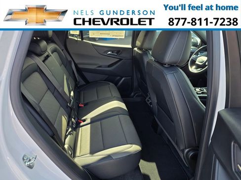 New 2026 Chevrolet Equinox LT w/ Convenience Package II AWD/4WD image 12
