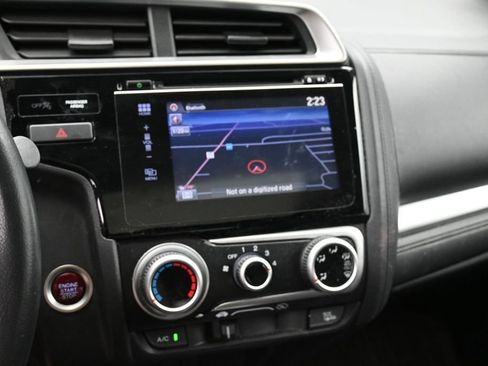 Used 2015 Honda Fit image 11