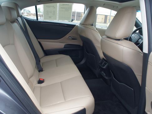 Used 2021 Lexus ES 250 w/ Premium Package AWD/4WD image 21