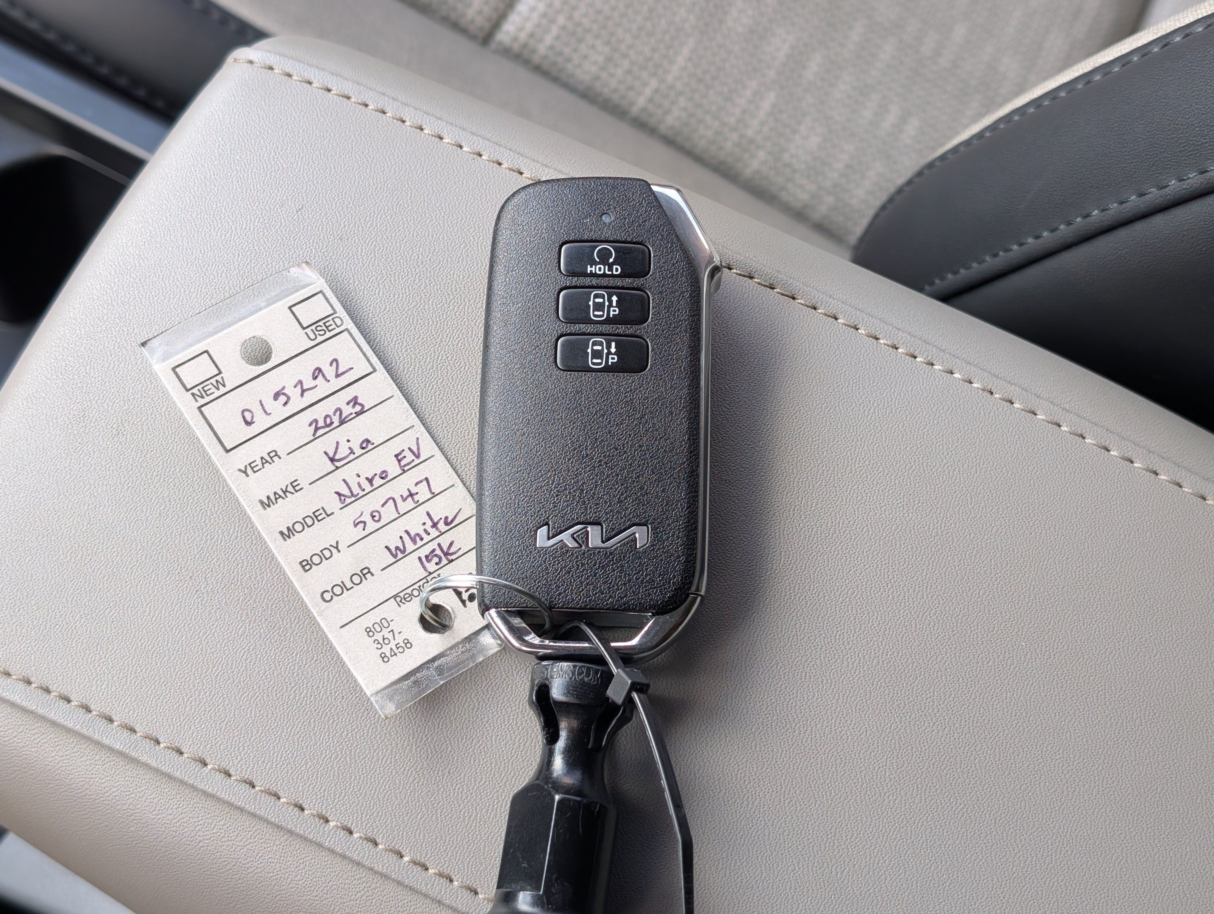 Used 2023 Kia Niro Wave FWD image 39