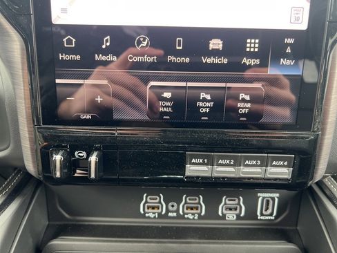 New 2026 RAM 2500 Rebel w/ Rebel Level 2 Equipment Group image 33