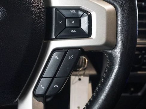 Used 2020 Ford F350 Lariat w/ Chrome Package AWD/4WD image 23