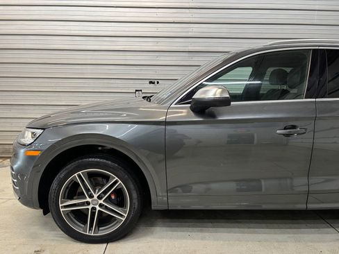 Used 2020 Audi SQ5 Premium w/ Convenience Package AWD/4WD image 3