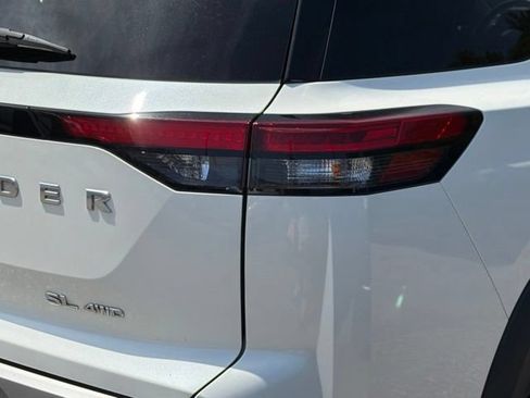 Certified 2023 Nissan Pathfinder SL w/ SL Premium Package AWD/4WD image 12