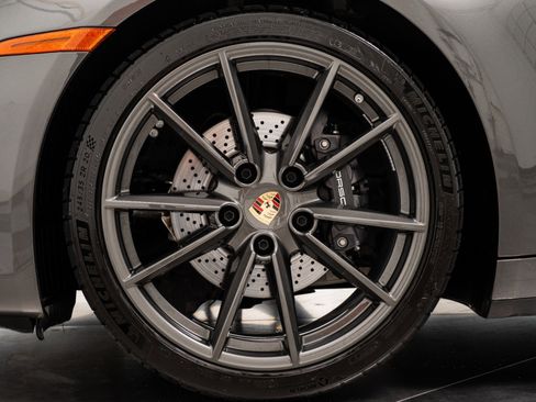 Used 2024 Porsche 911 Carrera image 10