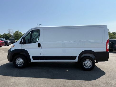 Used 2026 RAM ProMaster 2500 FWD image 4