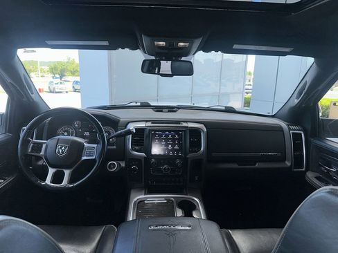 Used 2018 RAM 3500 Laramie Longhorn AWD/4WD image 8