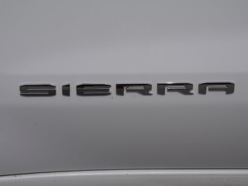 Used 2022 GMC Sierra 1500 SLT image 21