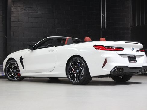 Used 2025 BMW M8 Competition w/ M Carbon Exterior Package AWD/4WD image 15