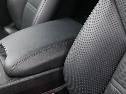 Used 2020 Porsche Cayenne image 21