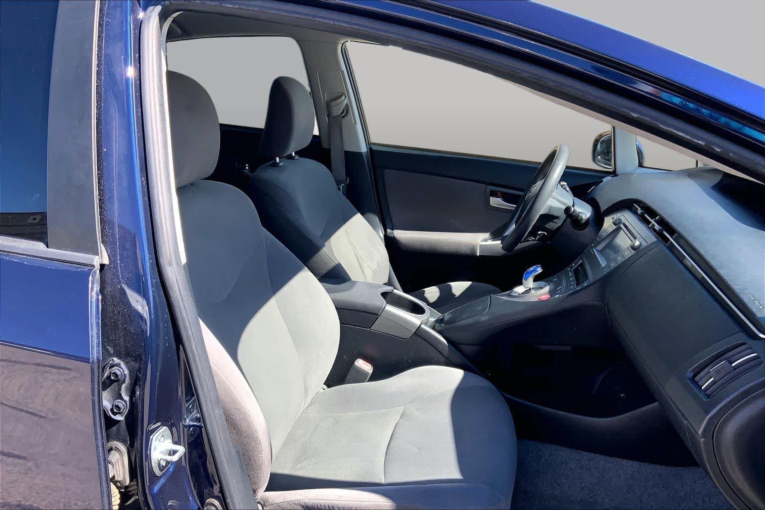 Used 2014 Toyota Prius Three FWD image 8